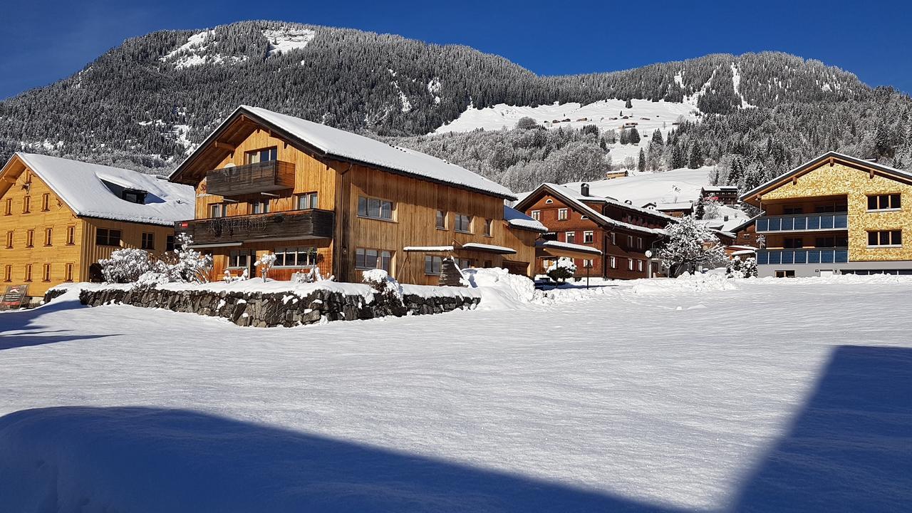 ホテル Haus Sonnseite Au (Vorarlberg) エクステリア 写真